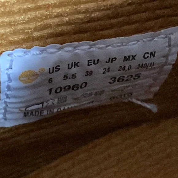 Timberland Waterproof Size 6 Junior’s Boots NEW - Picture 7 of 8